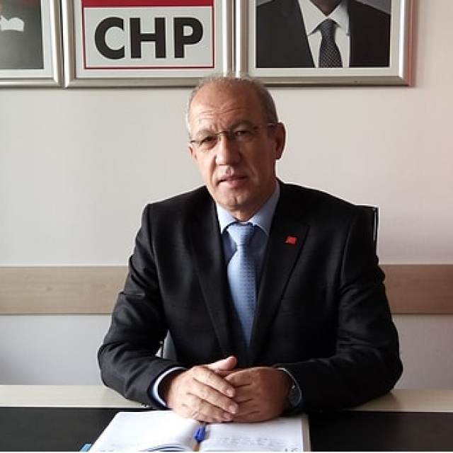 Kurt, YENİ Parti'ye geçeceğini açıkladı