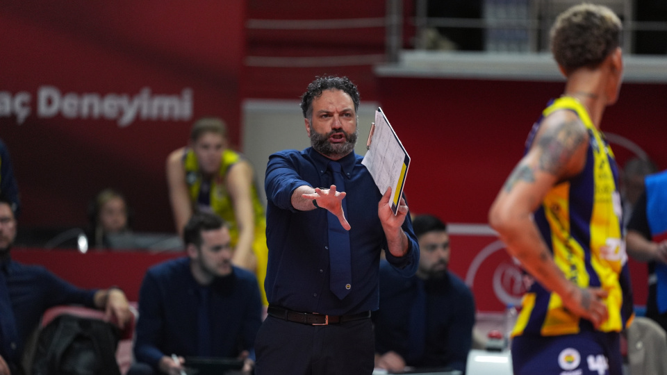 Lavarini, yeniden Fenerbahçe Medicana'da!