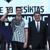 Beşiktaş'tan Vlahovic için imza töreni!