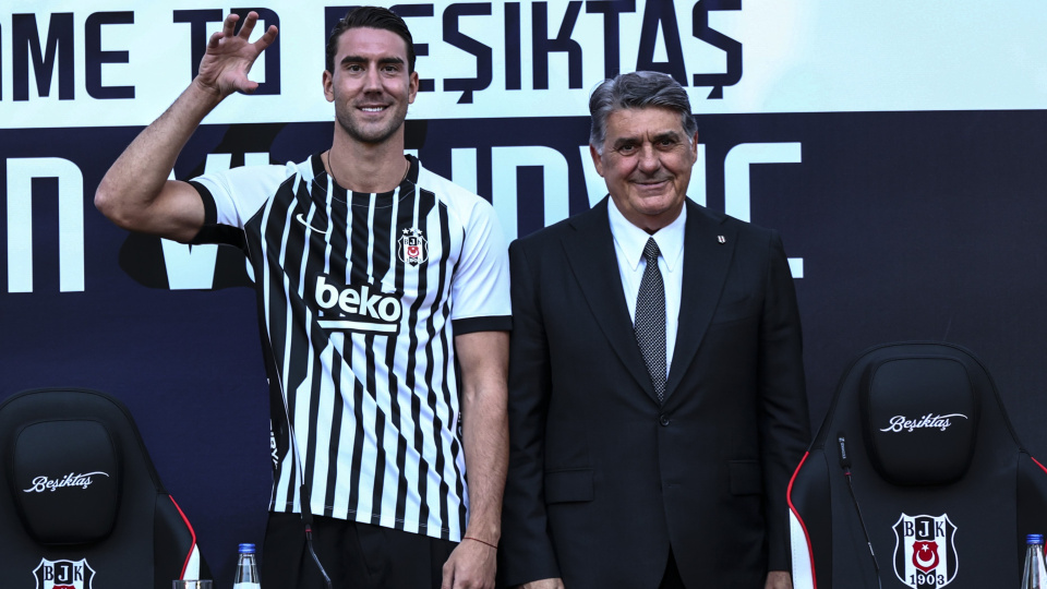 Beşiktaş'tan Vlahovic için imza töreni!