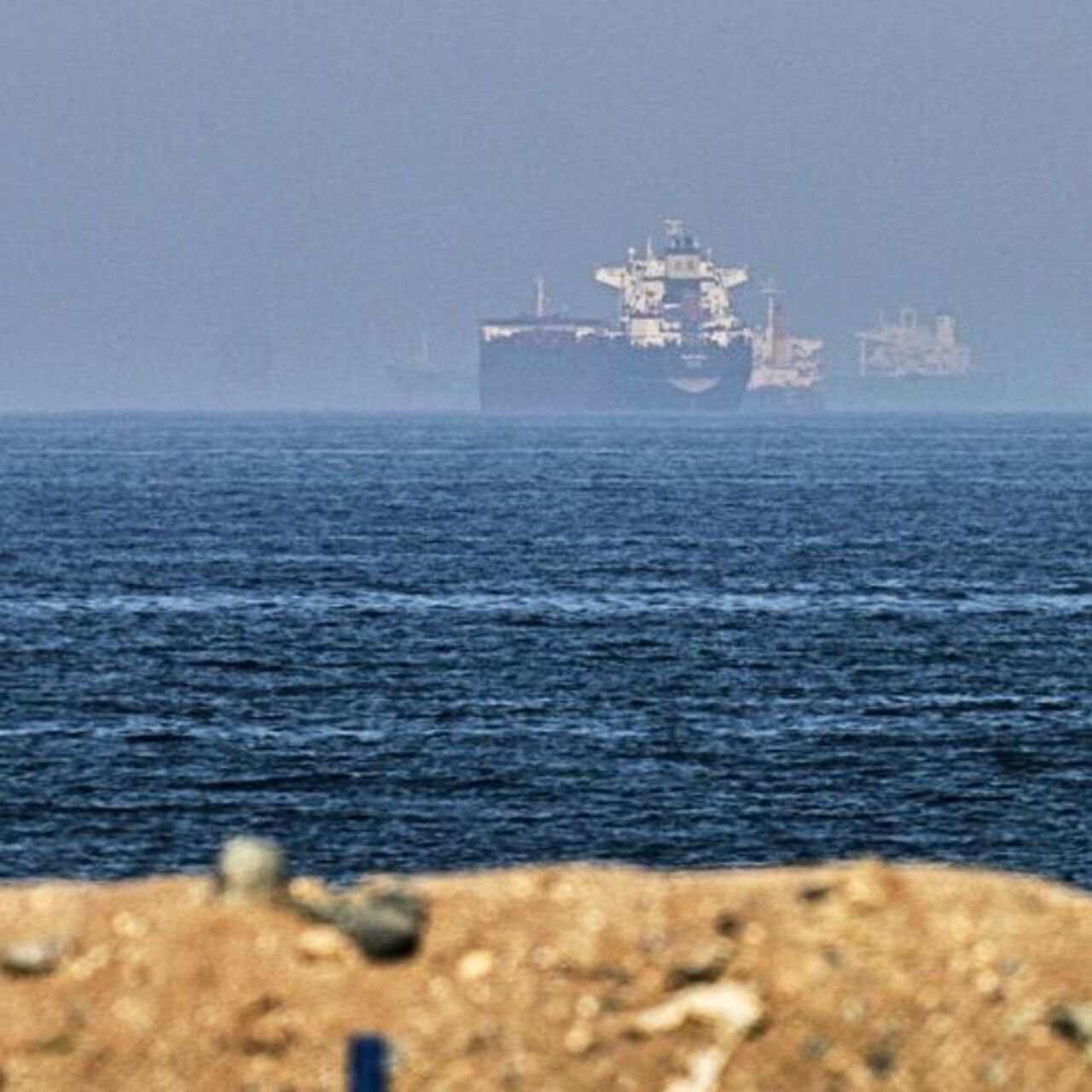 BAE'ye ait bir tanker hedef alındı