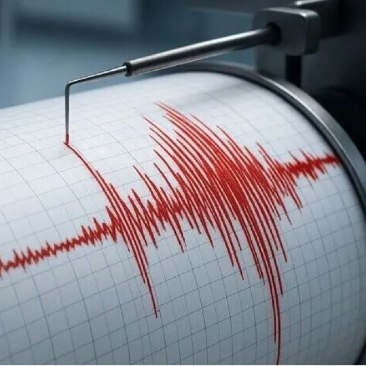 Endonezya'da 7,7 büyüklüğünde deprem! haber görseli
