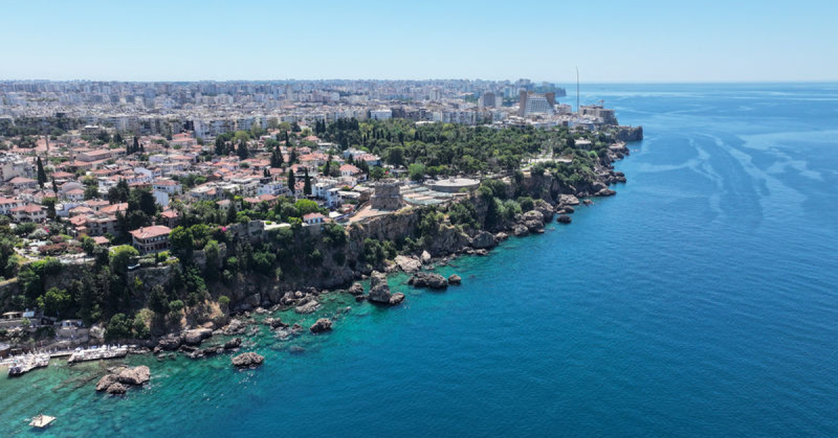 Antalya'nın falez plajları