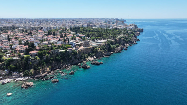 Antalya'nın falez plajları