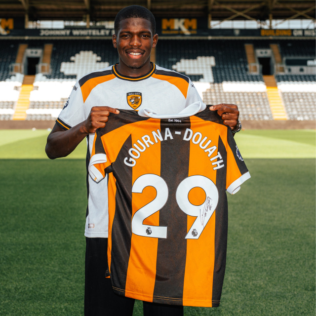 Lucas Gourna-Douath, Hull City'de!