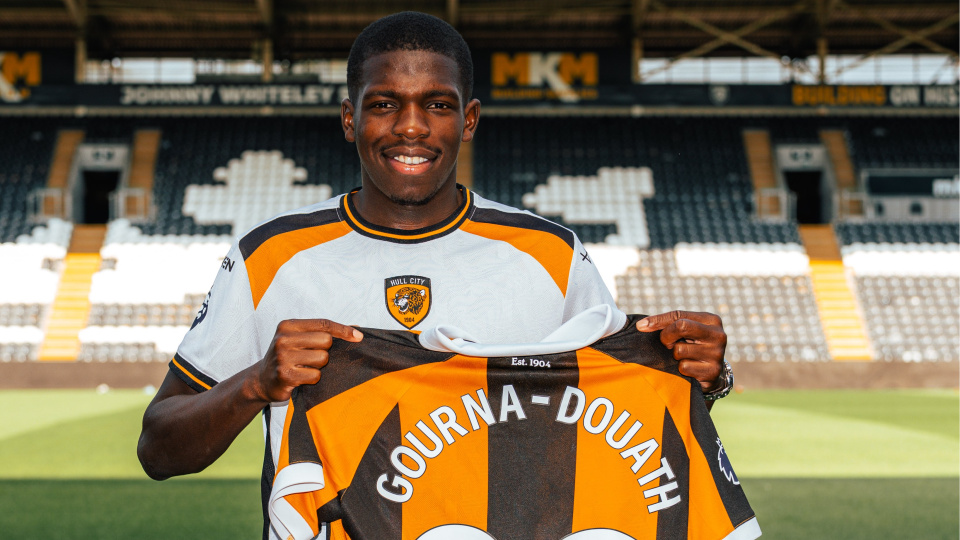 Lucas Gourna-Douath, Hull City'de!