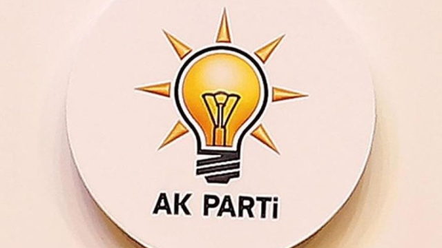 İzmir'de AK Parti'ye 500 katılım