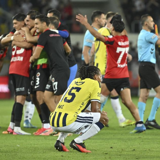 F.Bahçe'den 10 yıl sonra ilk!