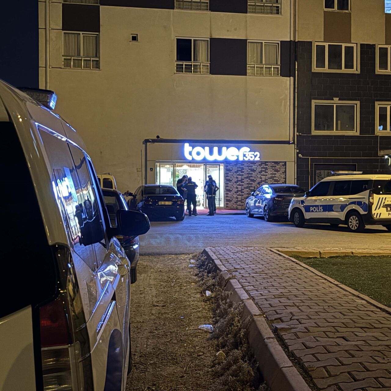 Kaldığı rezidansta ölü bulundu haber görseli