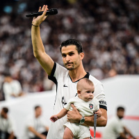 Necip Uysal'dan Beşiktaş'a veda!