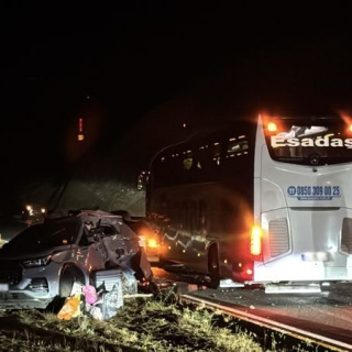 Yolcu otobüsü, SUV tipi araçla çarpıştı: 7 yaralı