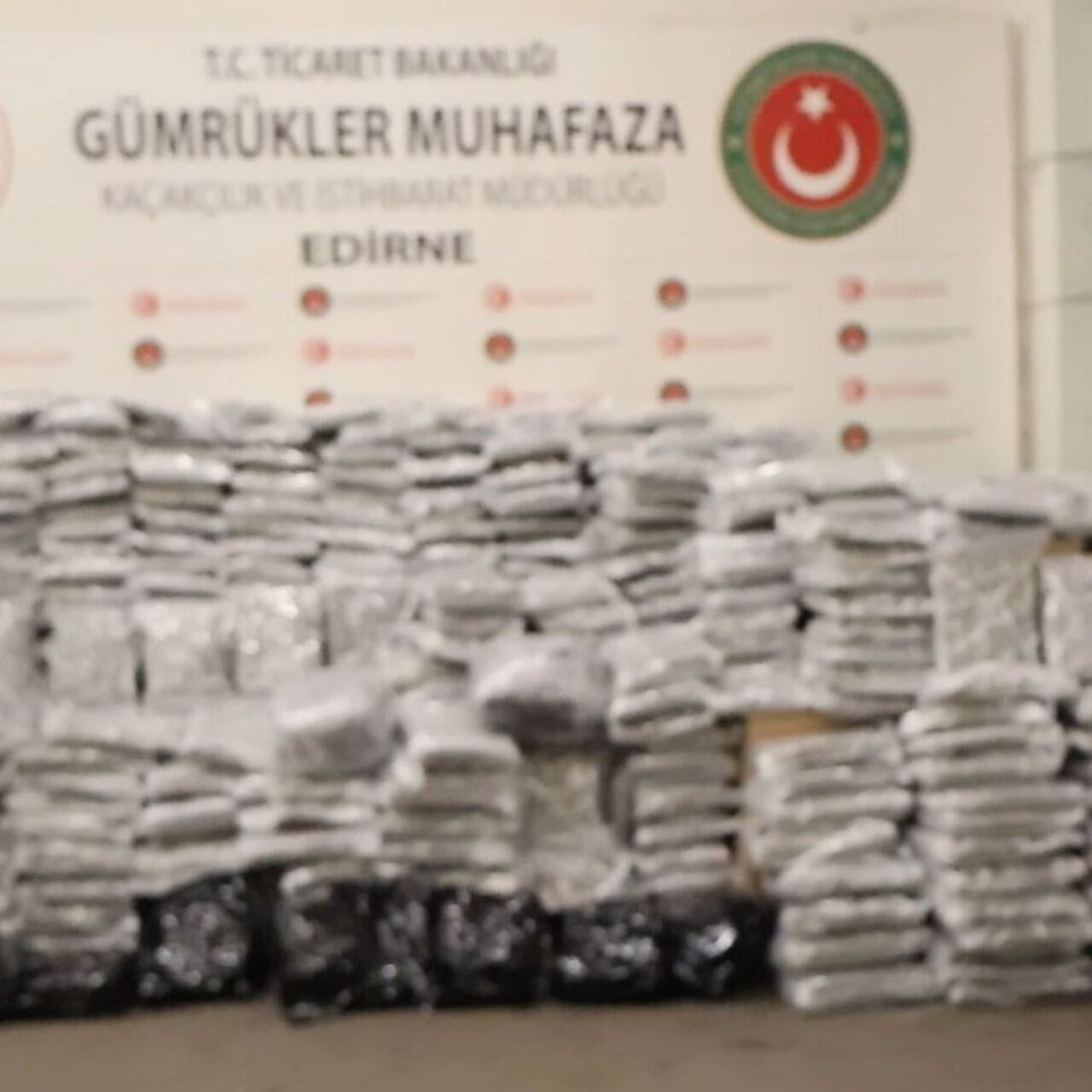 Kapıkule'de Dev Uyuşturucu Operasyonu: 810 Kg Esrarın Başına Düşürüldü