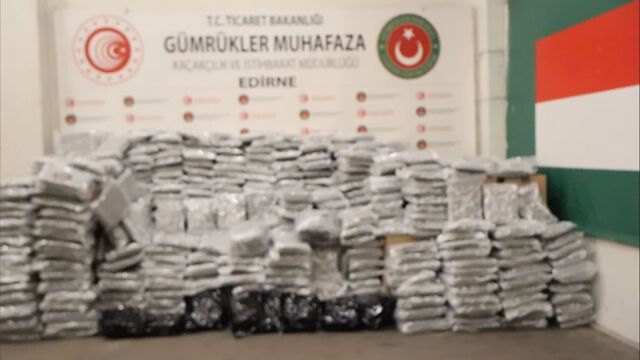 810 kilogram esrar ele geçirildi