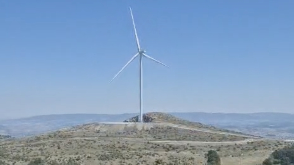 Çalık Renewables'ın Zatriq Projesi'nde ilk türbinler devreye alındı