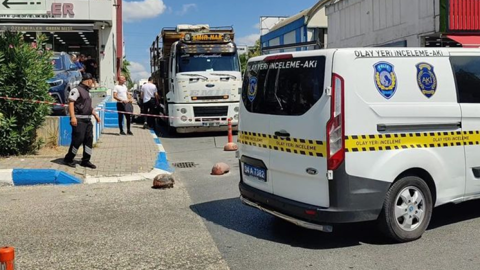Kamyonunda ölü bulundu!