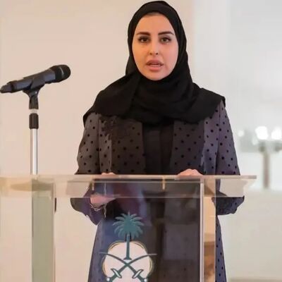 Suudi Arabistan ilk kadın başkonsolosunu atadı