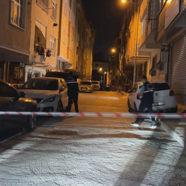 Bağcılar’da komşu kavgası: 4 yaralı