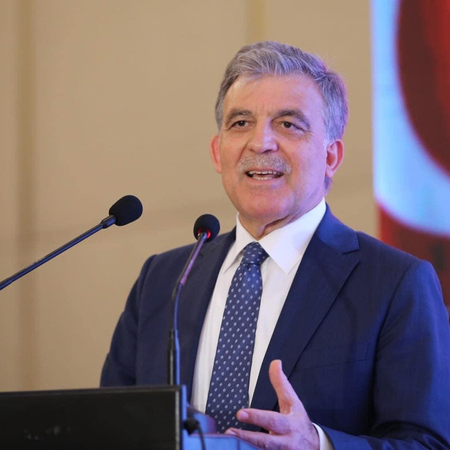 Gül: "Kürt meselesinde yeni bir kapı"