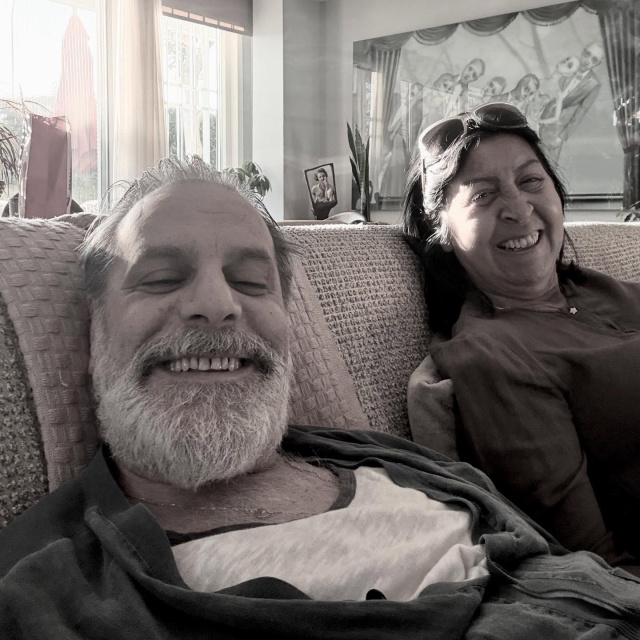 "Annem yaşadıklarımı unutmak için Alzheimer oldu"