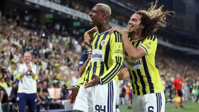 Fenerbahçe Lyon maçını şifresiz veren kanallar