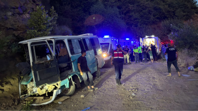 Tarım işçisi minibüsünde can kaybı