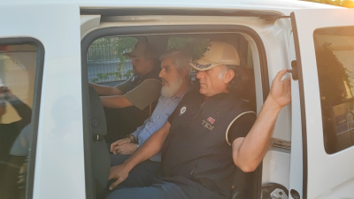 Adana'da Furkan Vakfı'na operasyon