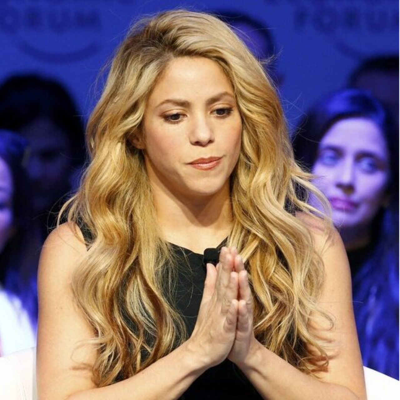 Shakira'dan ülkesine destek