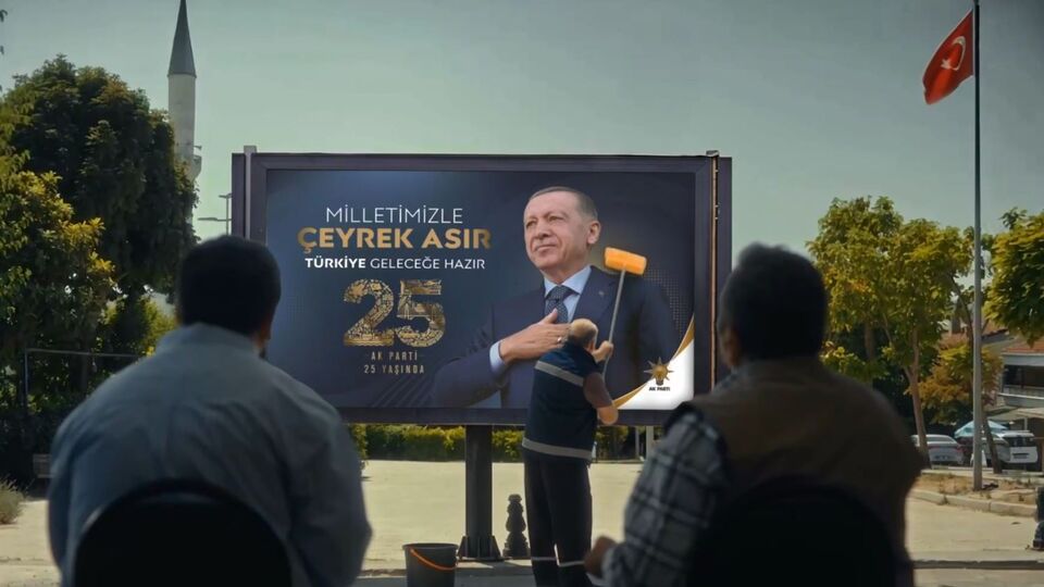 AK Parti'den 25. yıl dönümü videosu