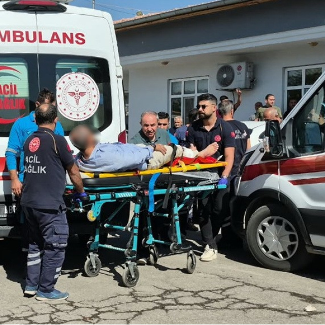 Belediye bahçesinde silahlı saldırı!