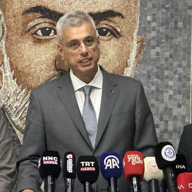 Sağlık çalışanlarına 24 saat kreş hizmeti geliyor