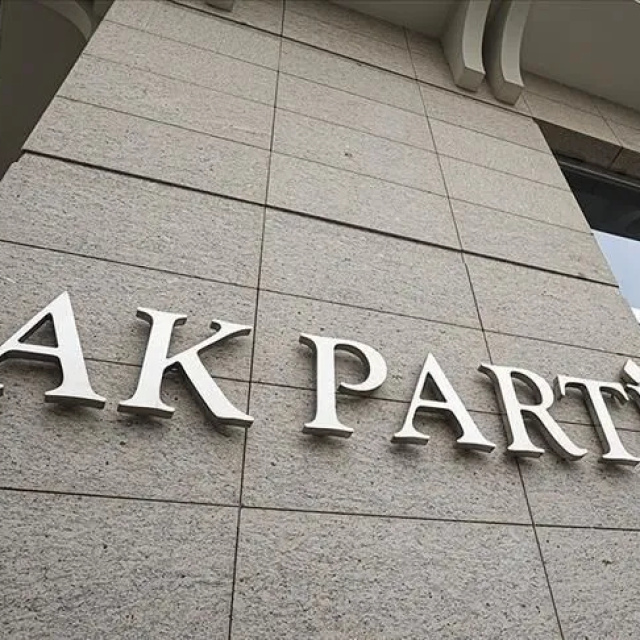 AK Parti'den "Terörsüz Türkiye" rehberi