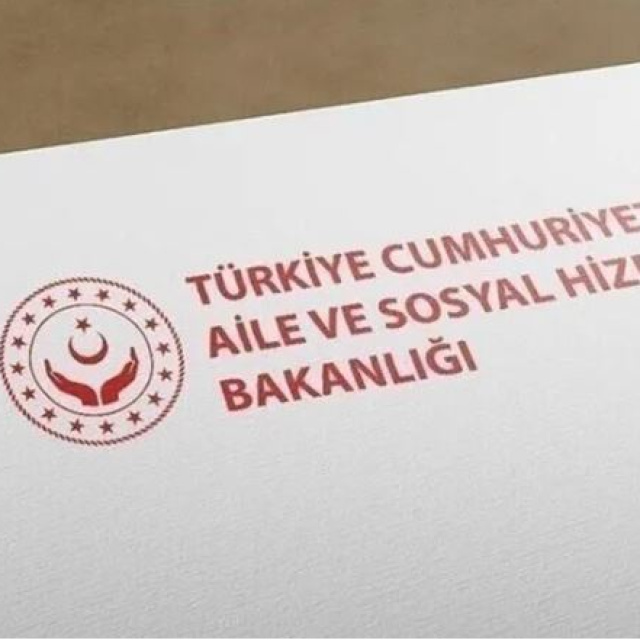Bakanlıktan 'bakıma muhtaç anne ve oğlu' ile ilgili açıklama