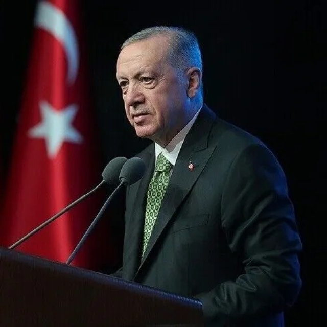 Cumhurbaşkanı Erdoğan Balıkesir'deki "Kadın Buluşması"na telefonla bağlandı