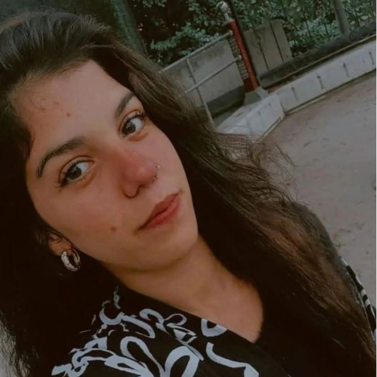 Yalova'da Duygu Sökücü Bir Cinayet: Hamile Kadın Hayatını Kaybetti, Eşi İntihar Girişimiyle Yaralandı