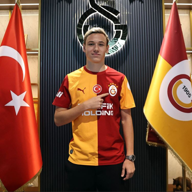 Batrakov G.Saray tarihine geçti!
