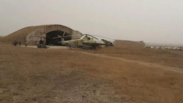 Hangi efendi kuklasını defalarca bombalar?