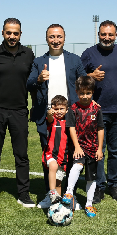 Minik Göktuğ'dan Gençlerbirliği'ne ziyaret