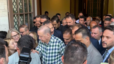 Marmaris'te vatandaşlarla sohbet