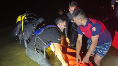 Nehirde akıntıya kapılan 2 kardeşten biri öldü