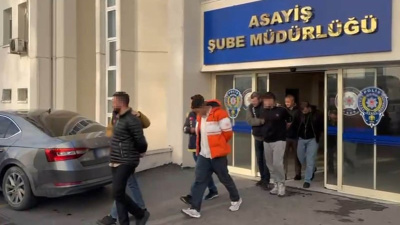 Eğlence mekanlarına operasyonda 19 tutuklama