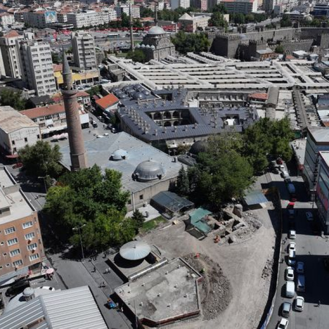 Kentsel dönüşüm çalışmasında bulundu, çalışmalar başladı