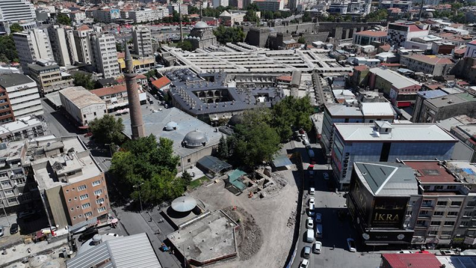 Kentsel dönüşüm çalışmasında bulundu, çalışmalar başladı