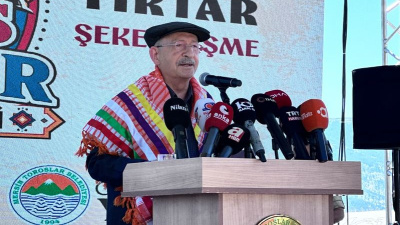 "Türkiye'nin tehditlere karşı birlik olması lazım"