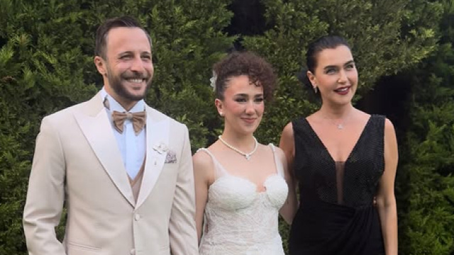 Oyuncu çift evlendi