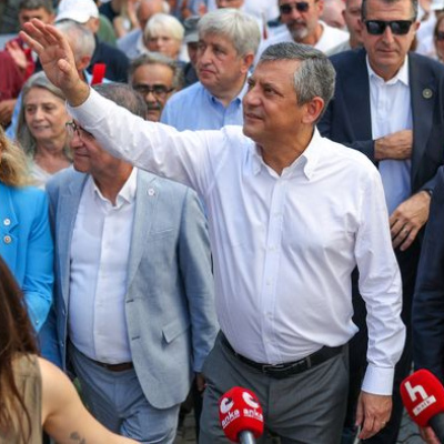 "Yeni Partinin bütün üyeleri genel başkanı bizzat seçecek"