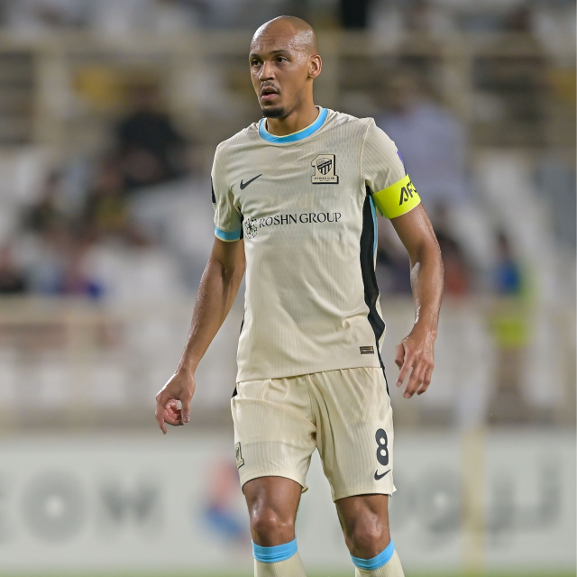 Fabinho bombası!