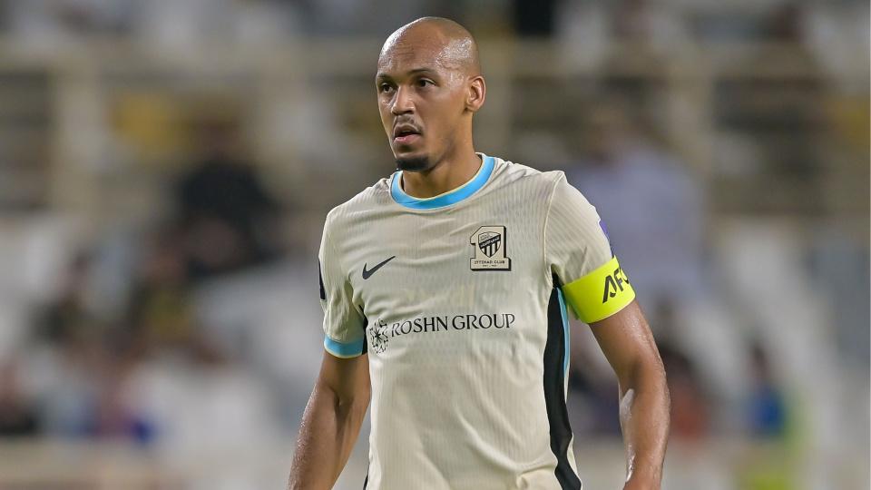 Fabinho bombası!