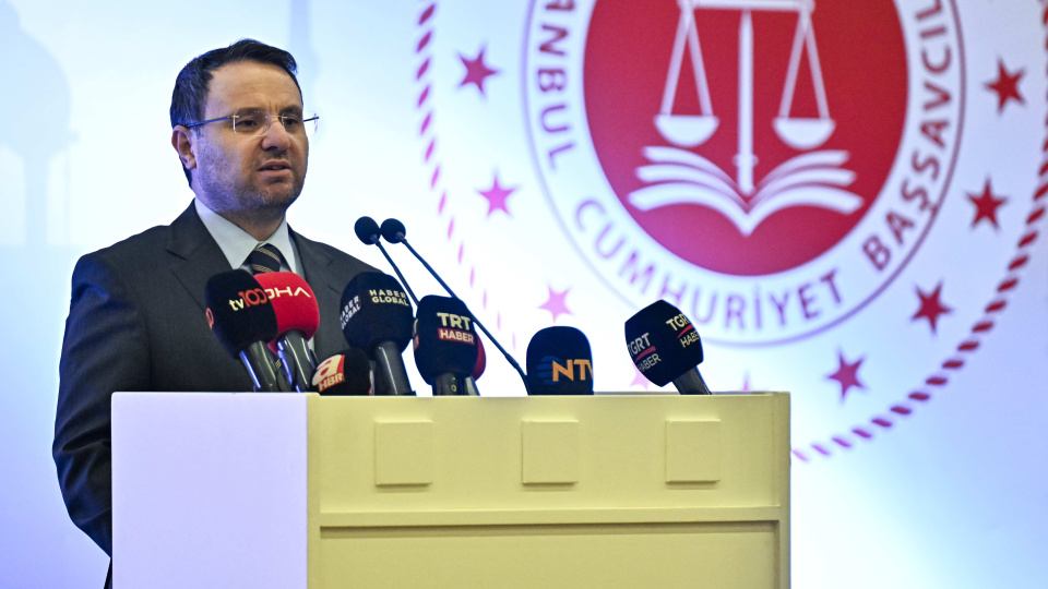 "73 orman yangınına işlem başlatıldı"