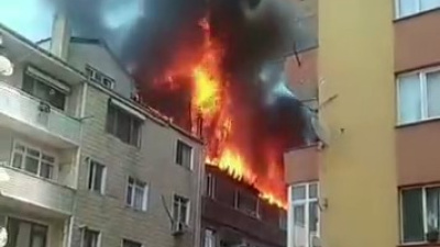 Gaziosmanpaşa'da çatı yangınında can kaybı