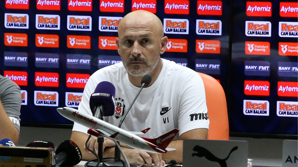 "Kırmızı kart çıkmalıydı"